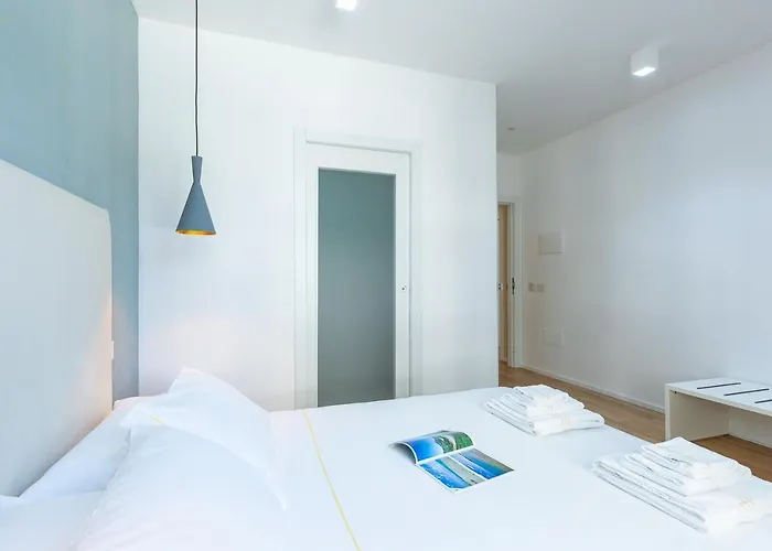 Pensión Almi Cagliari