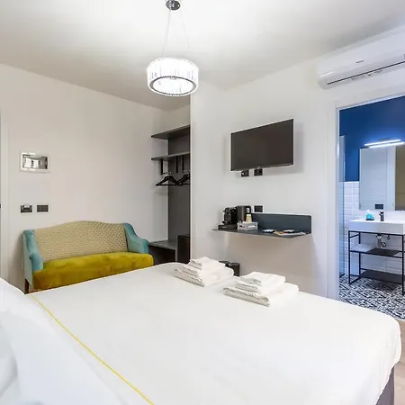 Almi Affittacamere 3*